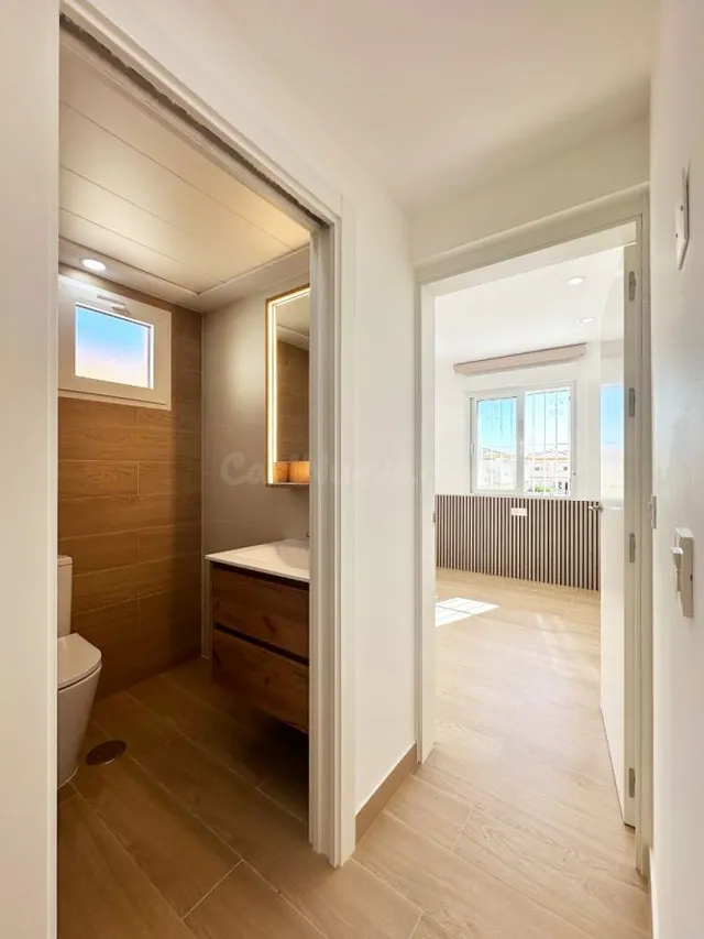 APARTAMENTO DE 2 DORMITORIOS Y 1 BAÑO EN PLAYA FLAMENCA (ORIHUELA COSTA) — 13