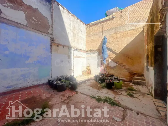 CASA ACOGEDORA Y LUMINOSA PARA REFORMAR CON TERRAZA — 5