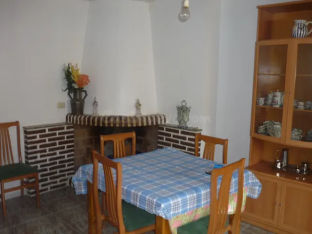 CASA EN VENTA CON GARAJE EN BENLLOCH - foto 3