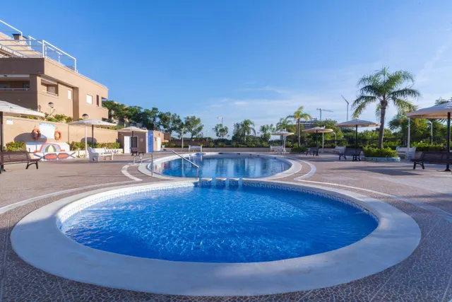 El apartamento ideal para tus vacaciones en la playa. — 36