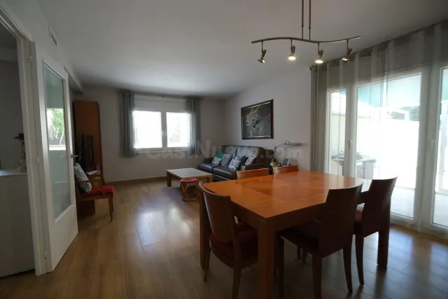 Casa impecable en el centro de Caldes de Montbui con garaje  - foto 4