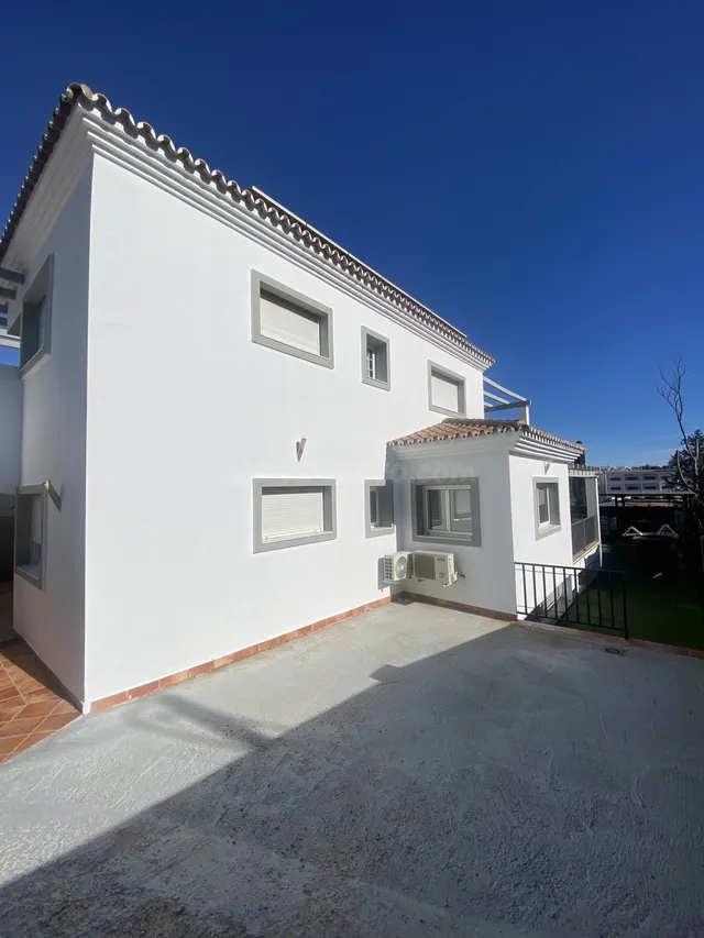 Chalet 5 habitaciones 421m² en venta - Centro - foto 3