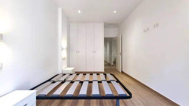 Piso de 2 habitaciones amueblado de alquiler en Reus — 3