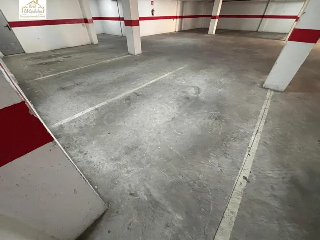 SE VENDE PLAZA DE GARAJE EN EL CENTRO - foto 2