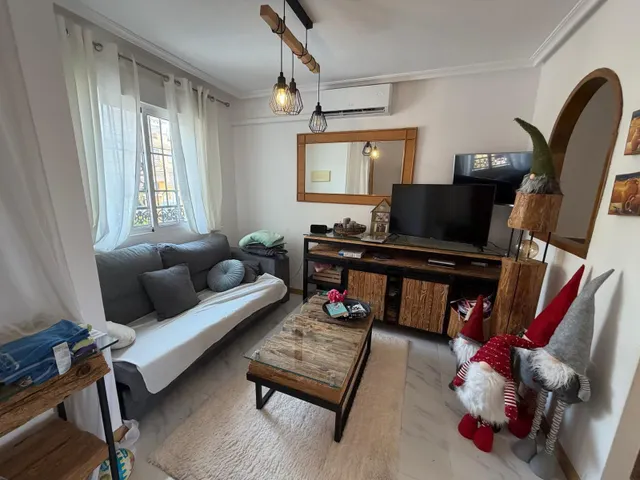Acogedor Bungalow en Torrevieja, Zona Los Frutales - €272,000 — 9