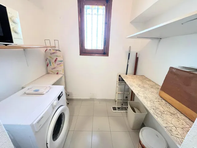 CASA ADOSADA REFORMADA, JARDIN, APARCAMIENTO, PISCINA COMUNITARIA, CHIMENEA, PARCIALMENTE AMUEBLADA — 7