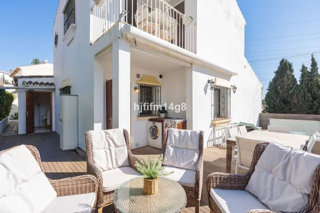 Chalet 4 habitaciones 221m² en venta - Marbella — 23