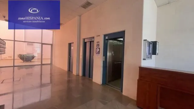 Se vende o alquila local totalmente diafano en Zona Franca — 4