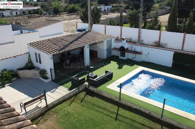 OPORTUNIDAD CHALET CON PISCINA – ZONA PAGO DEL HUMO - foto 3