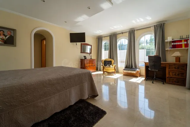 Chalet 5 habitaciones 555m² en venta - Riviera del sol — 4