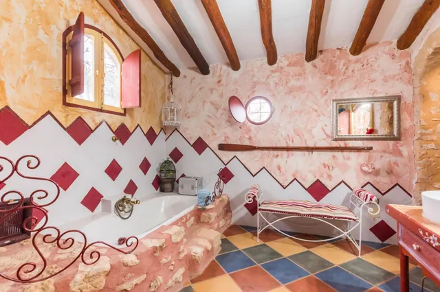 Se vende chalet único - Un rincón dónde habita el arte — 11