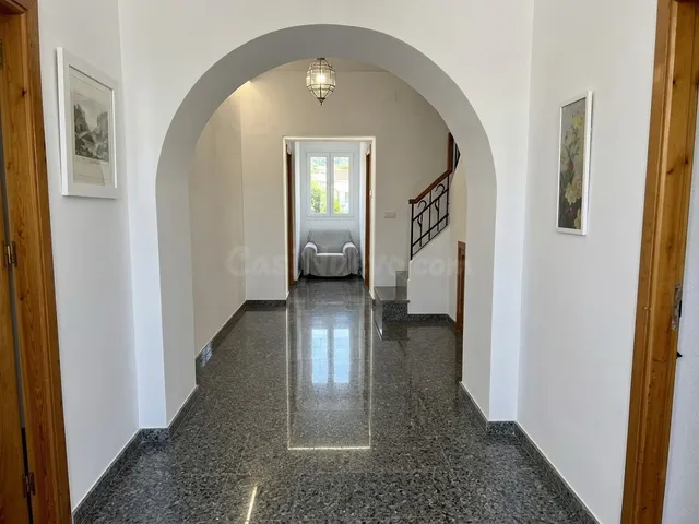Su casa en el pueblo — 4