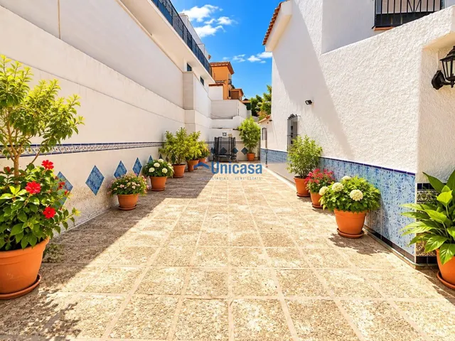 CHALET INDEPENDIENTE · 2 VIVIENDAS · PARCELA DE 422 M2 — 10