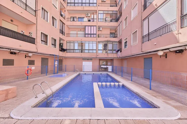 Reformada vivienda de 1 habitación con piscina — 32