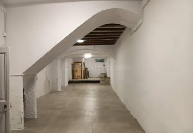 Local comercial en alquiler en ubicación privilegiada junto  - foto 4