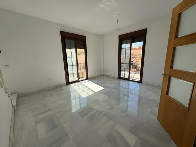 Dúplex en zona de Los Salesianos con 4 habitaciones a estrenar — 3