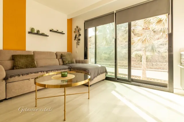 Apartamento de diseño a estrenar con garaje y trastero junto - foto 4