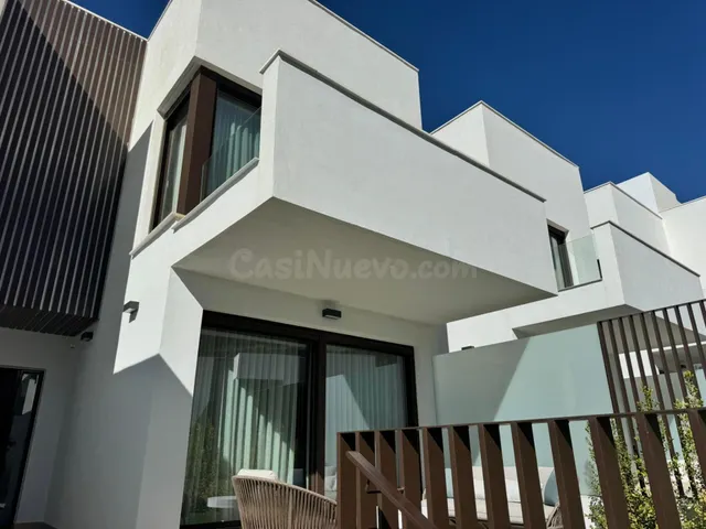 Chalé con vistas al mar y terrazas 92 m2 al Este y jardín pr - foto 2
