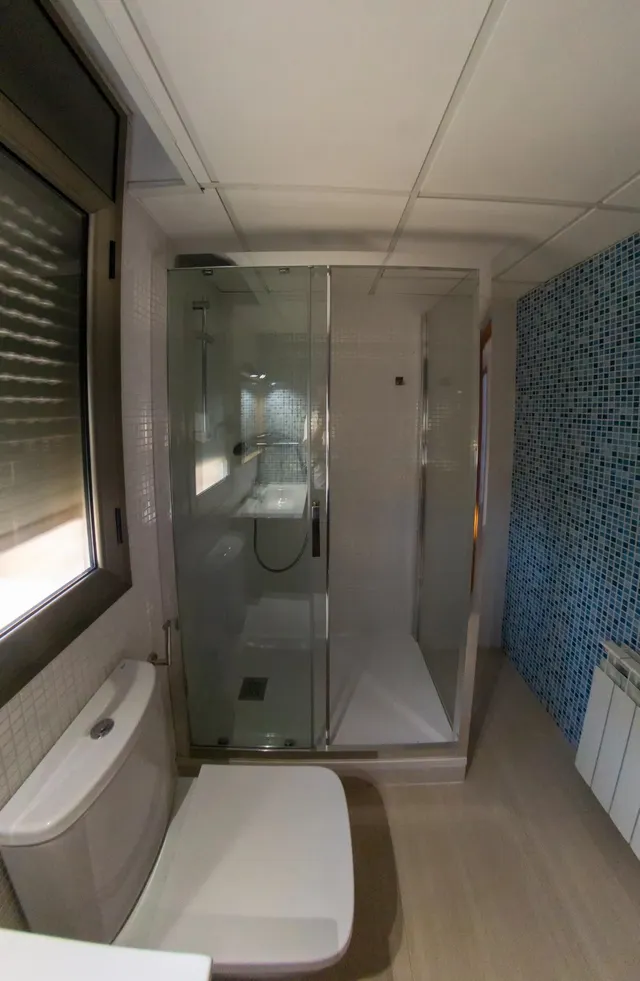CASA ESQUINERA DE 5 habitaciones EN BARENYS — 33