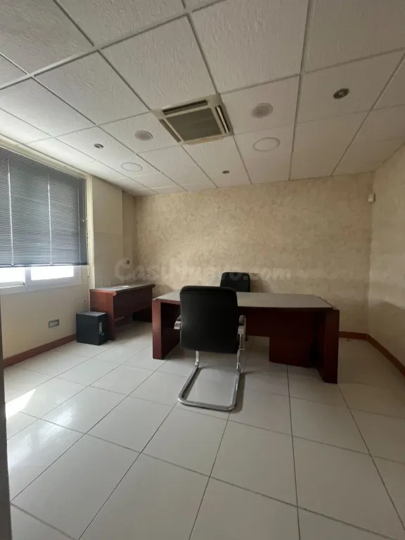 Local comercial en Alquiler en Albox Almería — 13