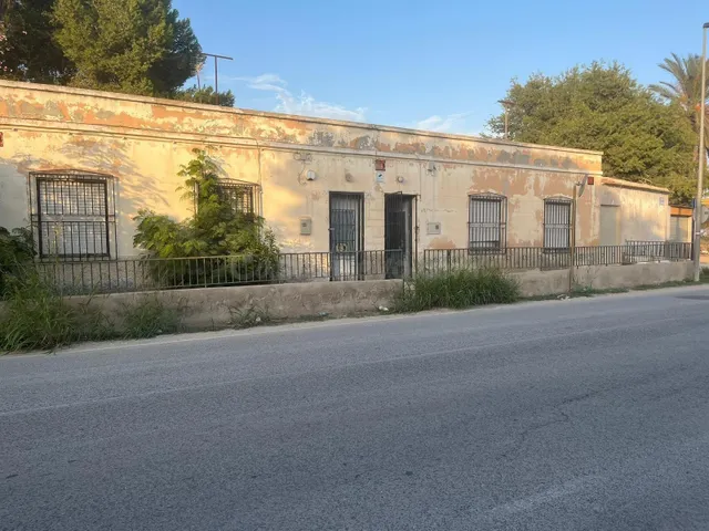 Casa doble con jardín a 3 minutos de Orihuela - foto 4