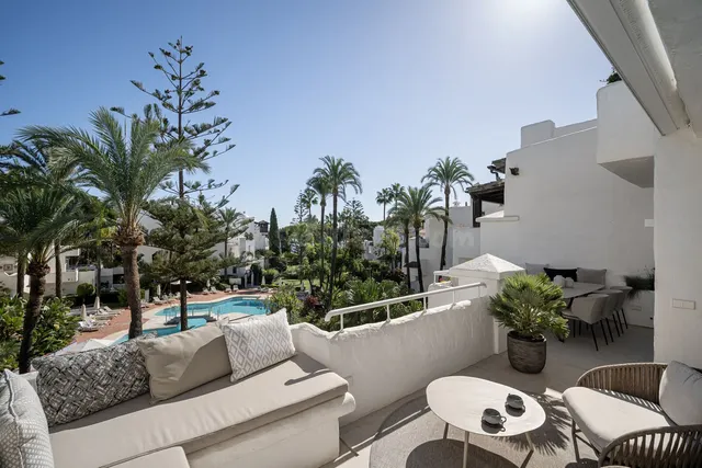 Ático Dúplex 3 habitaciones 172m² en venta - Altos de Estepona — 2