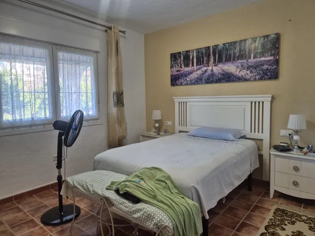 AMPLIO CHALET INDEPENDIENTE SOBRE PARCELA DE 860M2 CON VISTAS AL PARQUE - ZONA LOS BALCONES, TORREVIEJA — 7