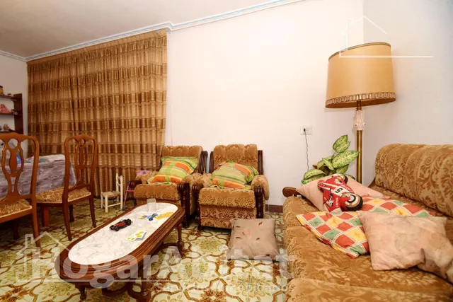 GRAN CASA CON TERRAZA Y TRASTERO — 23