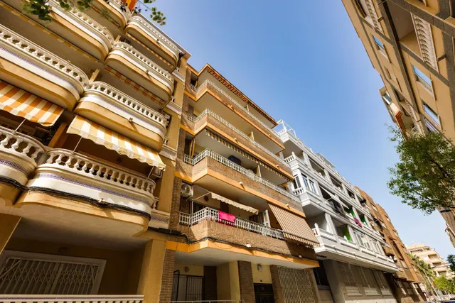 Piso de tres dormitorios a escasos 200 metros de la playa del cura — 25