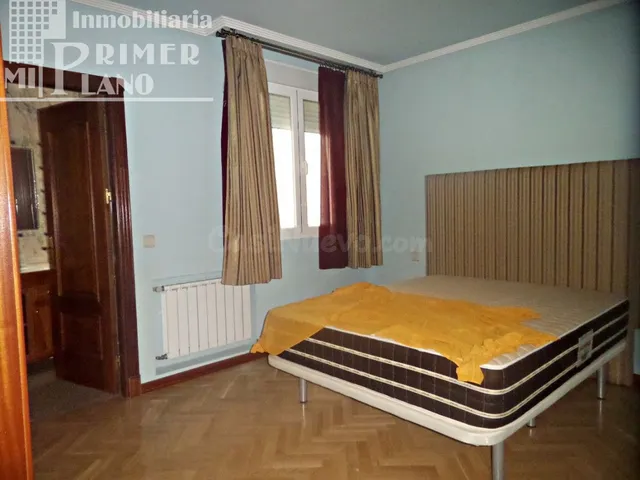 *Espectacular piso de lujo en venta, CON PISCINA en c/D.Víct - foto 3