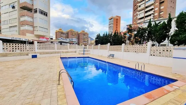 Apartamento en Benidorm en venta con inquilino y rentabilidad desde el primer día — 27