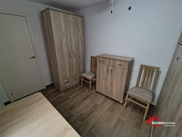 Piso totalmente reformado en avenida barcelona — 10