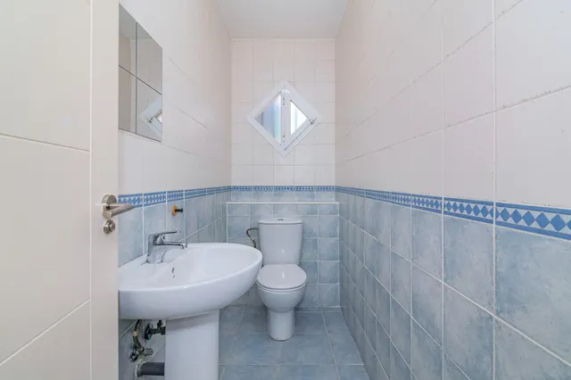 Preciosa casa pareada en Jun — 11