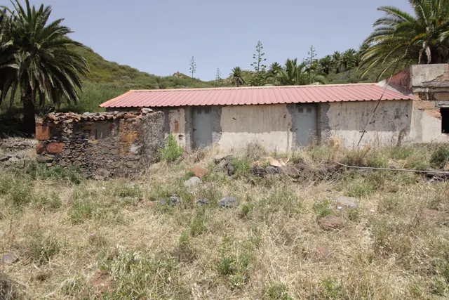 Venta de Terreno de 6,554 m2 con Vivienda en La Gomera Vegai - foto 2