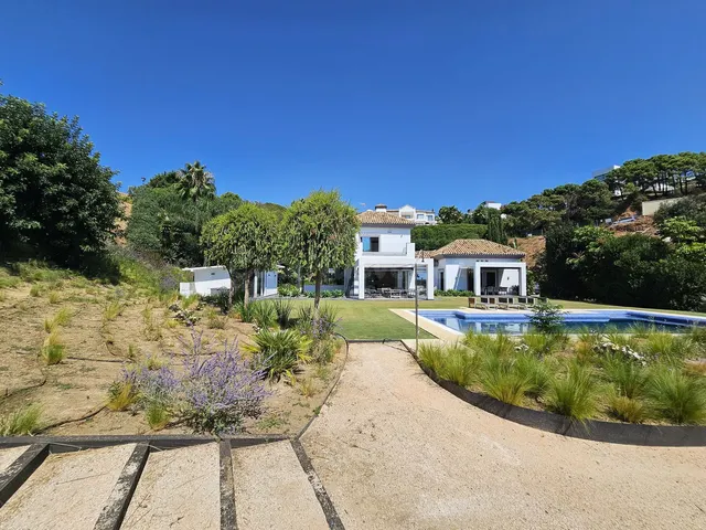 Chalet 4 habitaciones 391m² en venta - Costa del Sol - foto 3