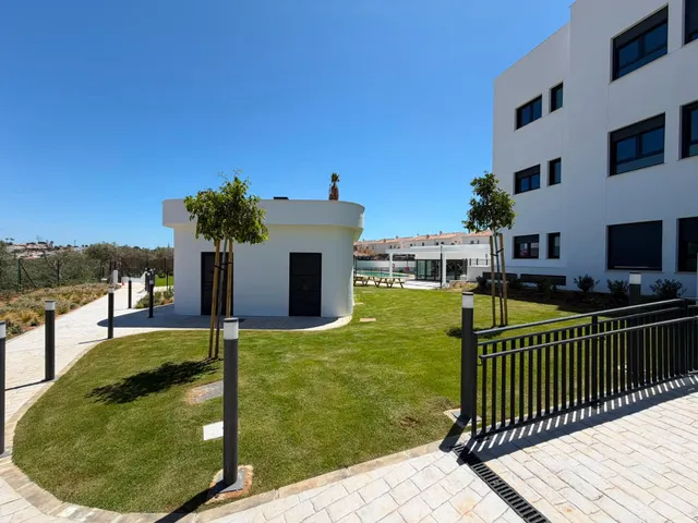 Espectacular vivienda con terraza y vistas al mar — 48