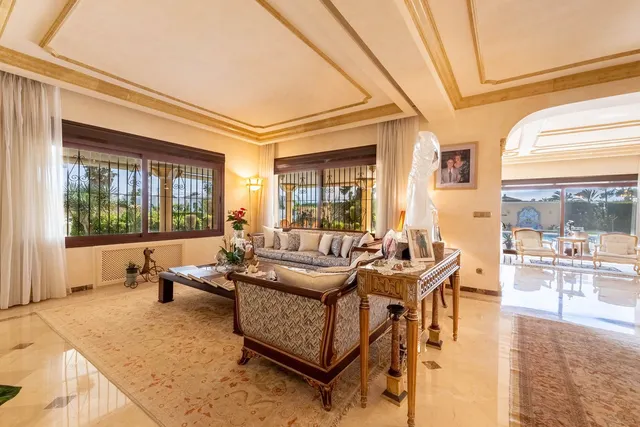 Chalet 7 habitaciones 852m² en venta - Marbella — 12