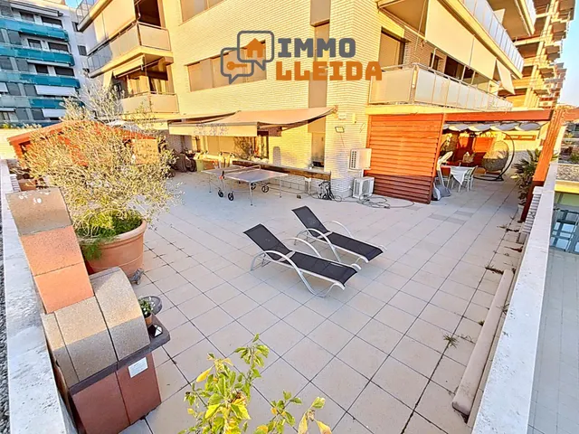 EXCLUSIVO Piso Parc de lAigua con gran terraza, parking y trastero — 37