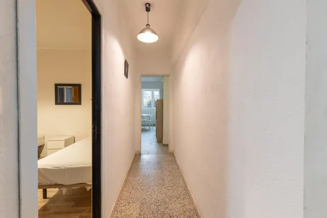 PISO DE 4 DORMITORIOS EN CAMINO DE RONDA — 26