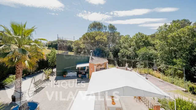CHALET DOBLE INDEPENDIENTE CON PISTA DE TENIS Y PISCINA! - foto 3