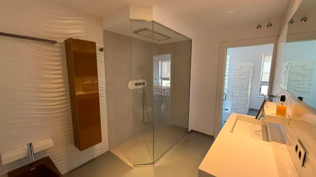 Villa con piscina privada, Alicante, Orihuela Costa. 4 habitaciones, 190 m2, 6,4 kilómetros del mar — 50
