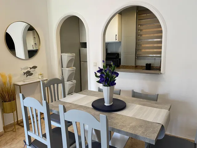 ☀️ ¡ENCANTADOR APARTAMENTO EN EL CENTRO DE TORREVIEJA CON PISCINA! ‍♂️ — 19