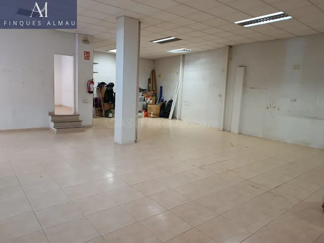 Local Comercial Amplio en Ubicación Estratégica - foto 4