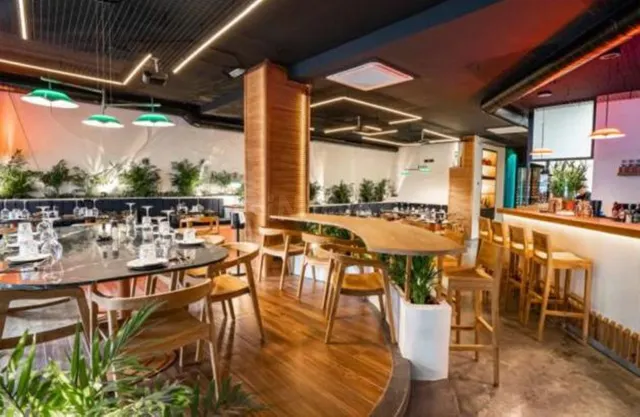 Restaurante 200m² en venta - Marbella