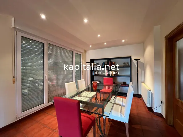 Fantástico chalet a la venta en Ontinyent , zona la Solana . — 18