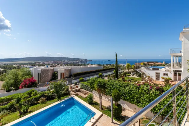 Espectacular chalet con vistas al mar - foto 5