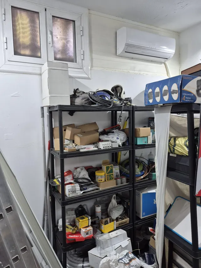 SE VENDE LOCAL EN EL MERCADO DE BENALUA/OCASION / 16 MTS CUADRADOS — 7