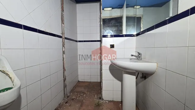 Amplio Local Comercial en la Zona Norte de Ávila – Oportunidad Única — 14