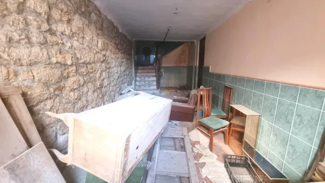 Casa en venta en Escatrón. — 5