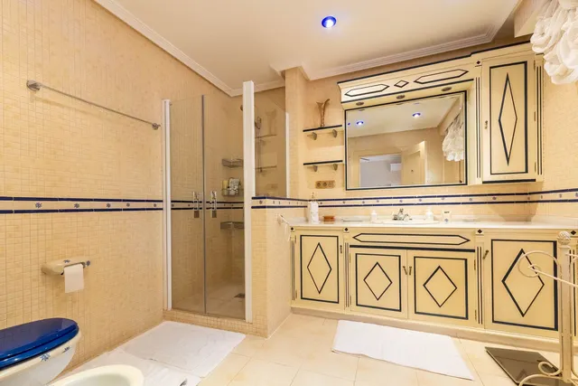 Chalet 7 habitaciones 852m² en venta - Marbella — 44